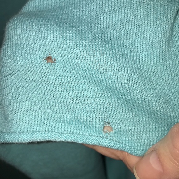 GAP Light Knit Top - Picture 2 of 2